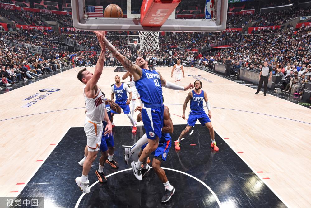 尤其在面对 尤其在面对